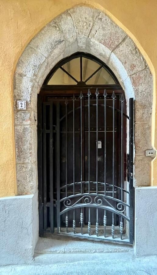 Ou Mentounasc - Duplex Vieille Ville Menton - Free Parking Exterior foto